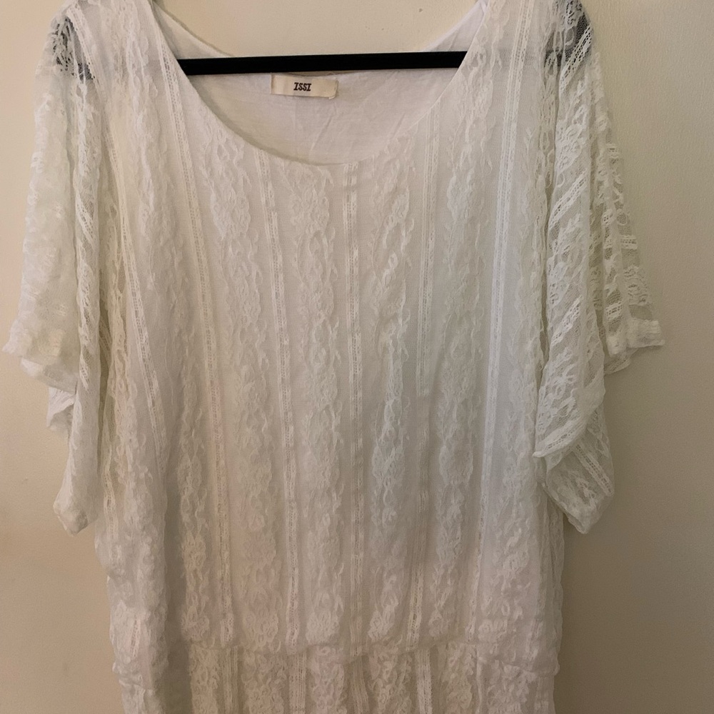 ISSI White Flutter Sleeve Blouse